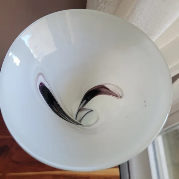 Large White and Black Swirl Glass Vase Black Clear Glass White 16.5" Tall Approx - Picture 4 of 14